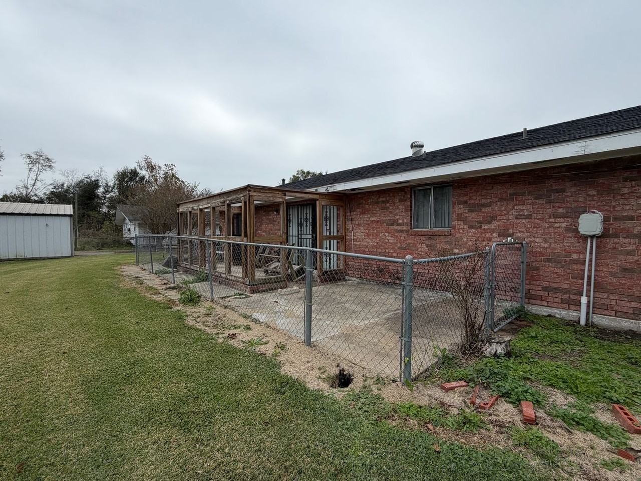 302 Avalon Street - Photo 6 of 36