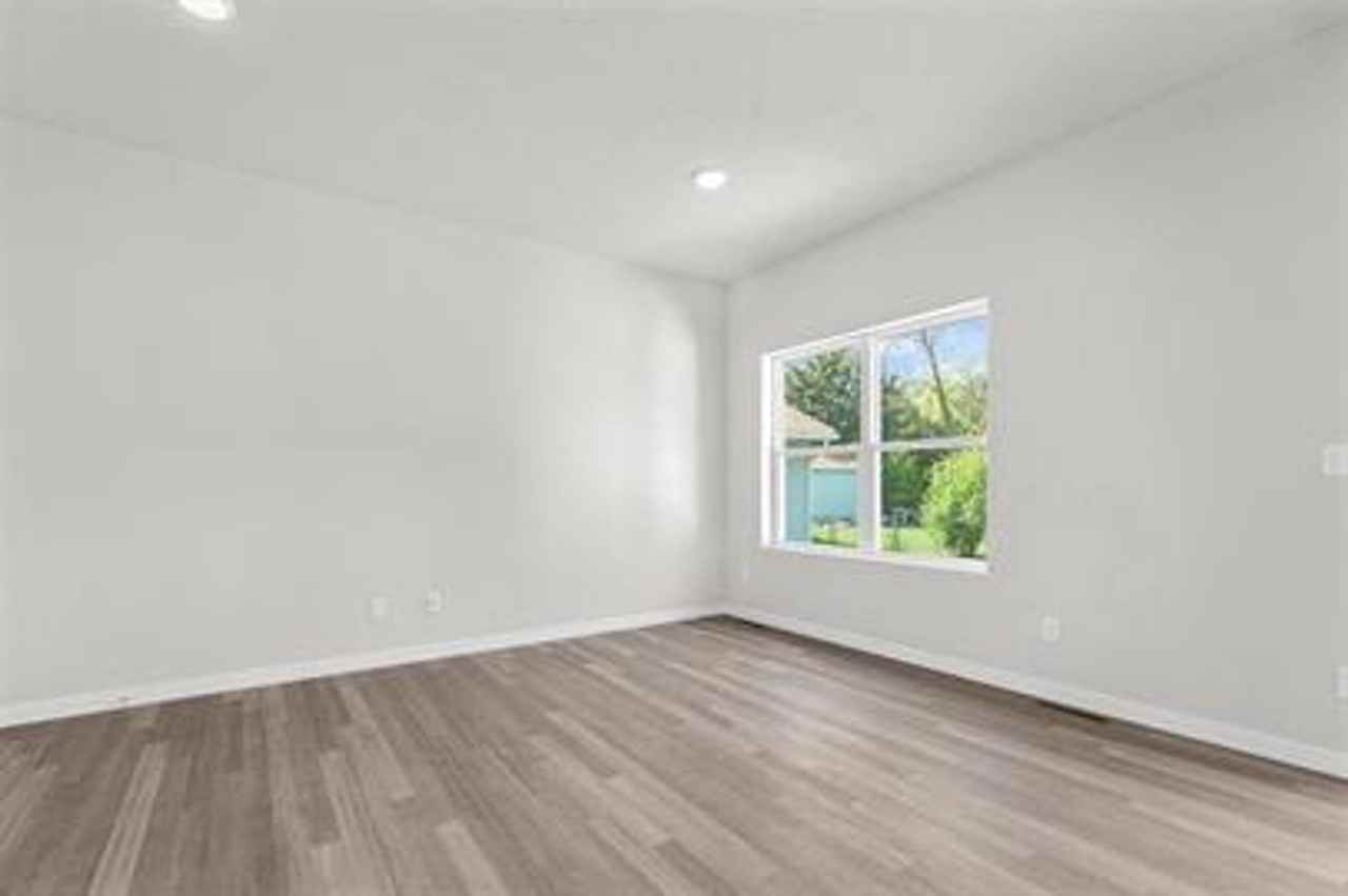 1459 Harrison Street - Photo 4 of 12