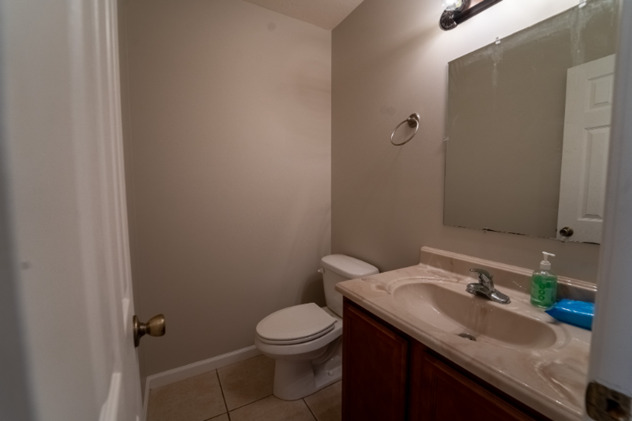 9 Taylor Rae Dr - Photo 6 of 16