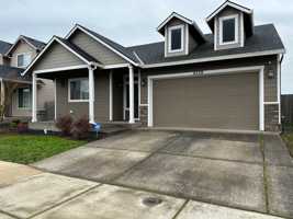 featured image of 4238 Sagecrest Dr Ne