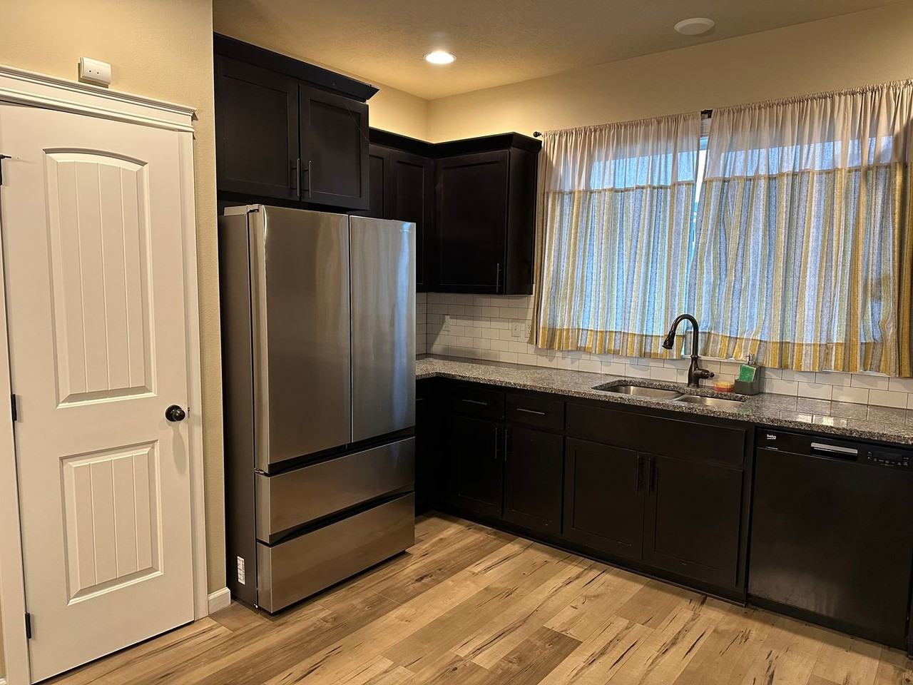 4238 Sagecrest Drive Northeast - Photo 3 of 11