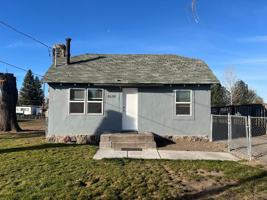 featured image of 2620 Crest Street