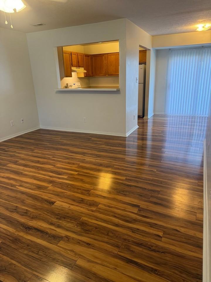 Whittington Commons - Photo 7 of 11