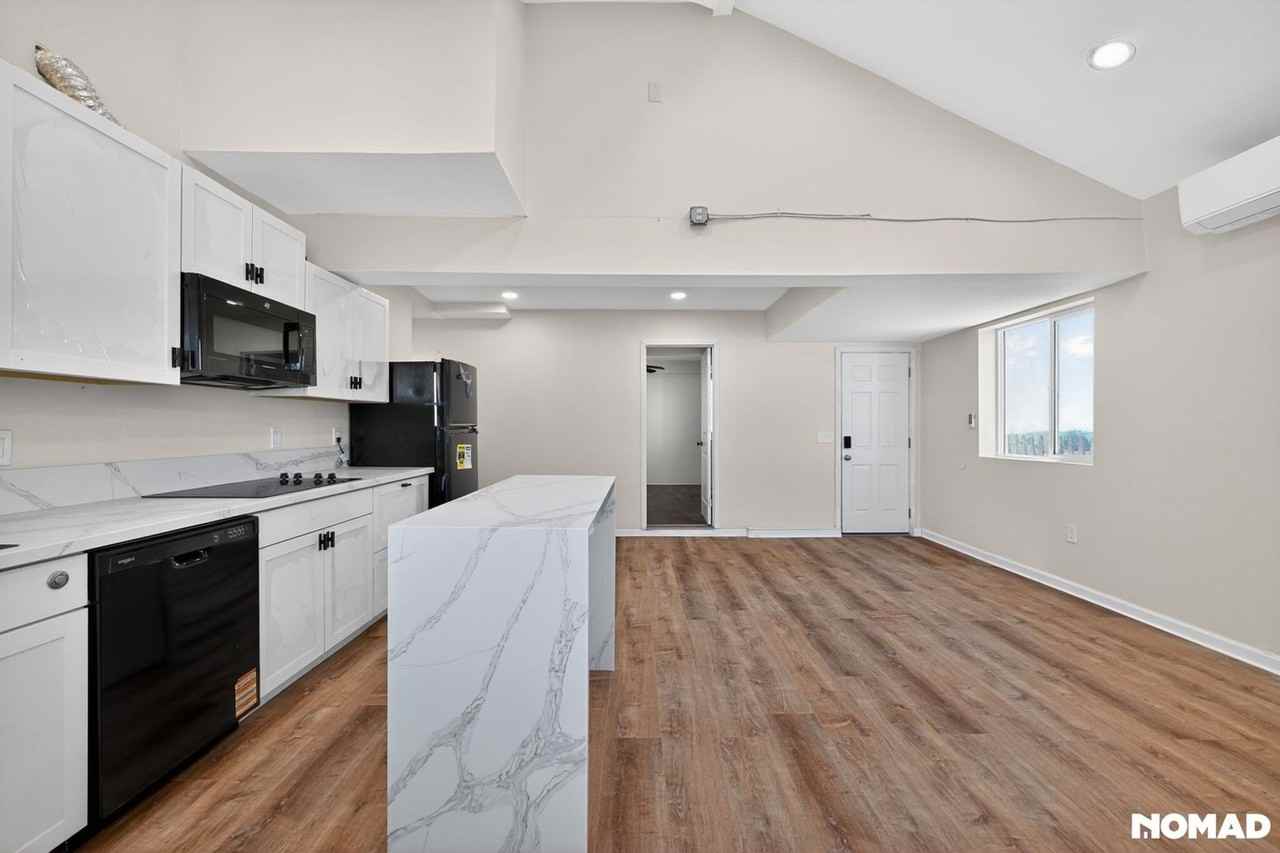 337 Apollo Dr #B - Photo 4 of 30