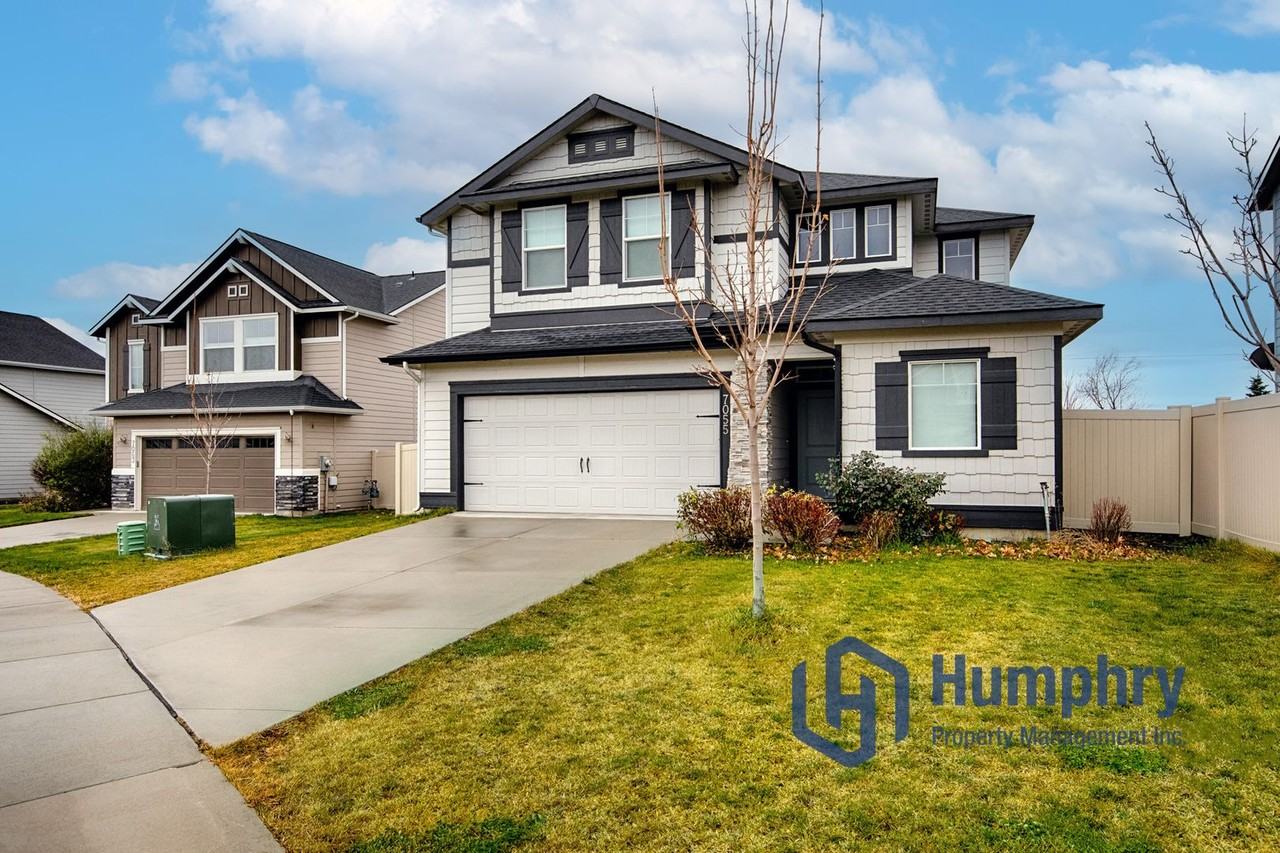 7055 E Obelisks St - Photo 2 of 31