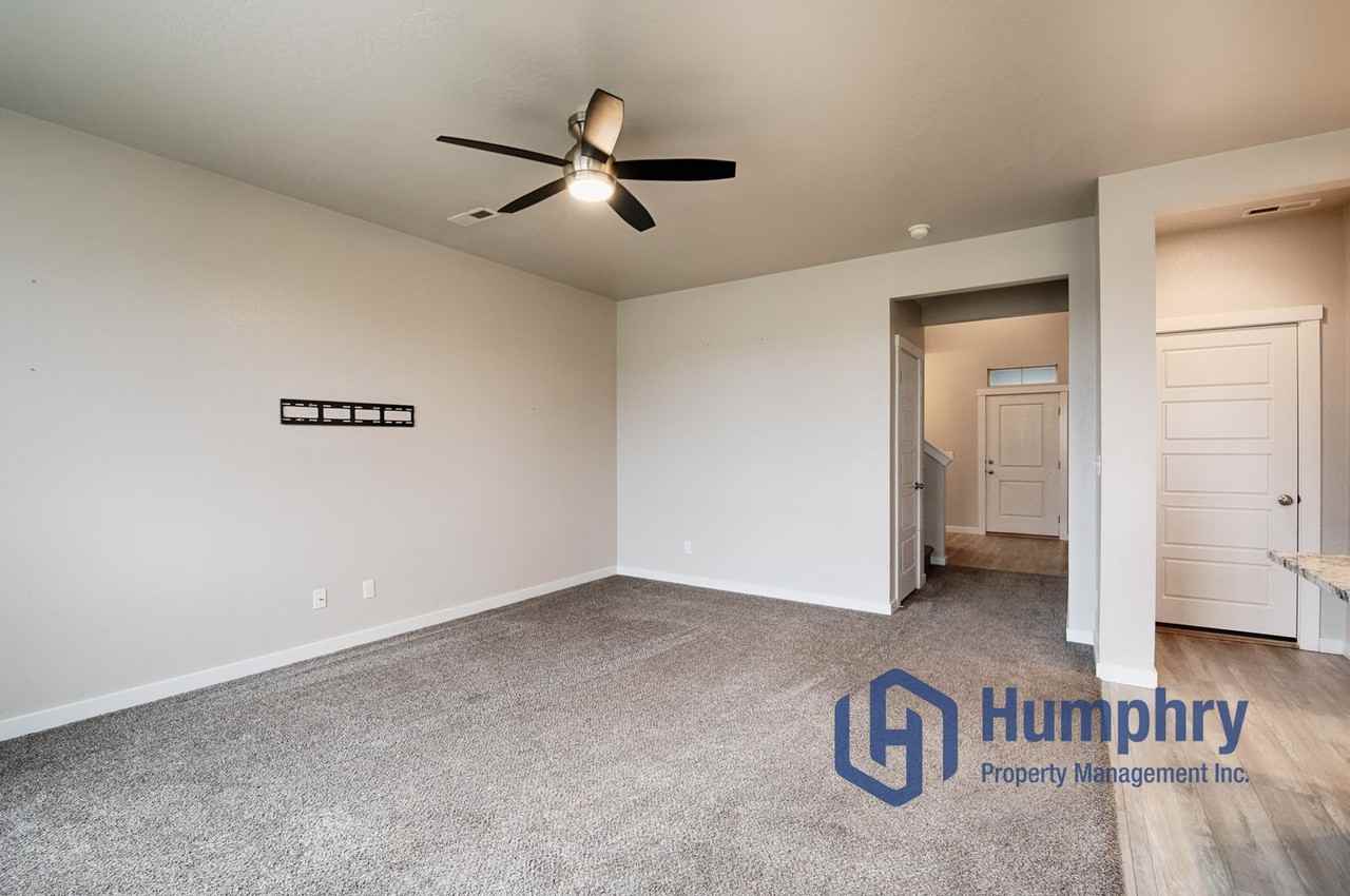 7055 E Obelisks St - Photo 6 of 31