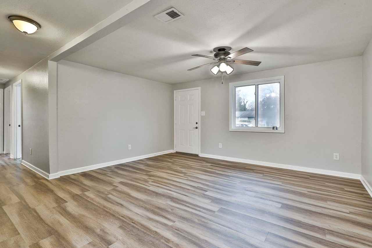 6 George Street - Photo 7 of 17