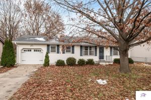 featured image of 3427 Cottonwood Lane