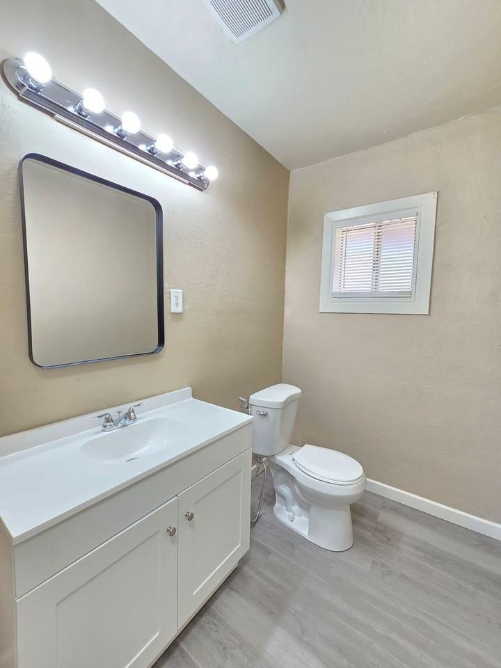 8651 S Loop Blvd - Photo 5 of 15