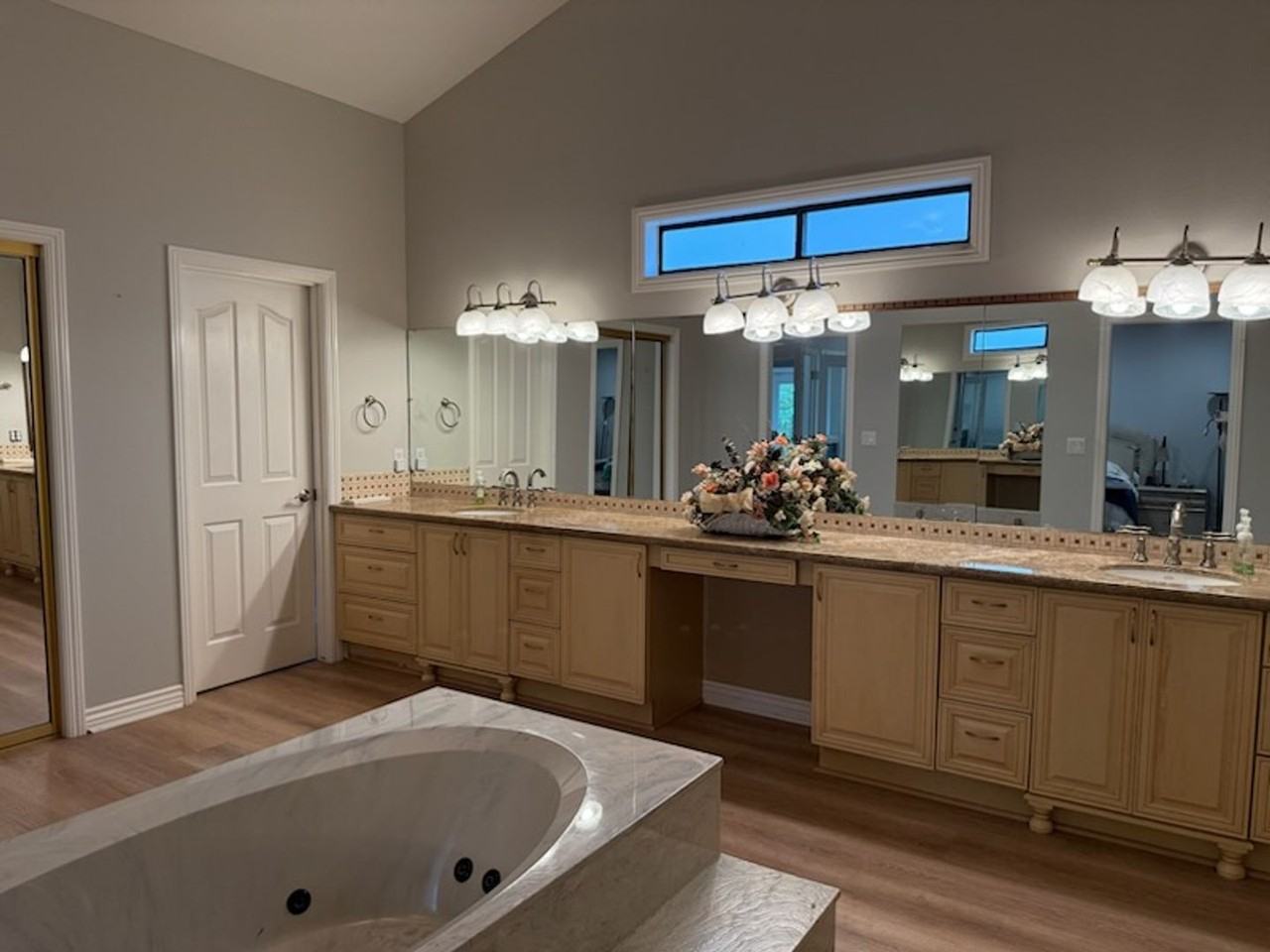 5418 West Sweet Drive - Photo 5 of 19