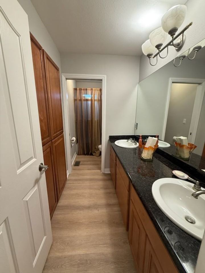 5418 West Sweet Drive - Photo 6 of 19