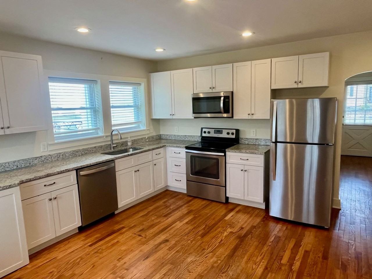 213 53rd Avenue North - Photo 3 of 18