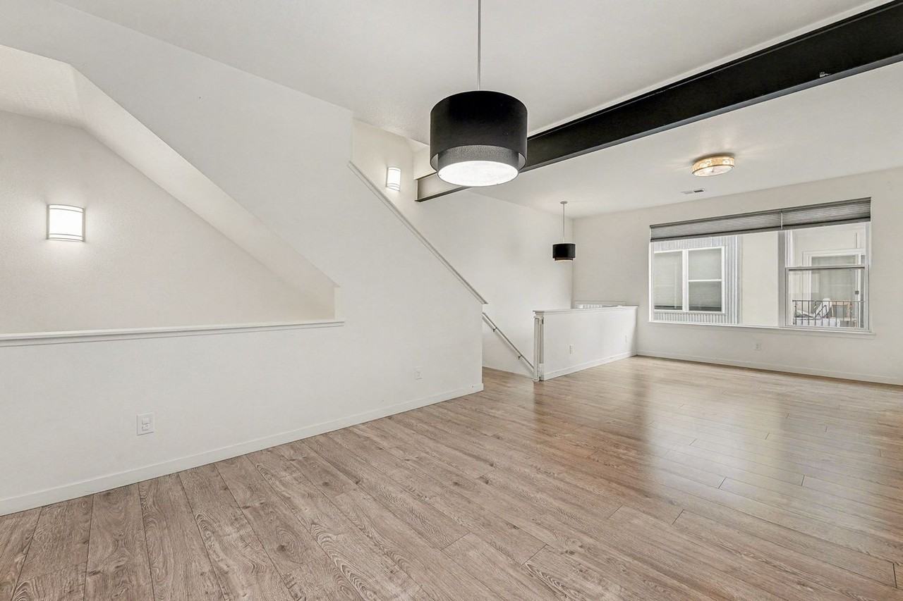 884 Kalamath St - Photo 5 of 24