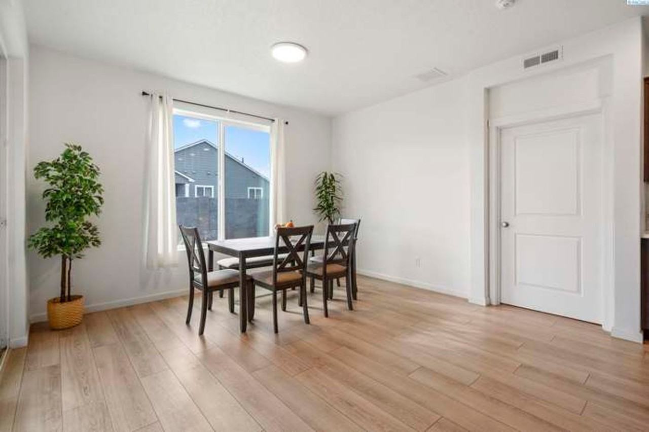 308 Ruby Avenue - Photo 7 of 27