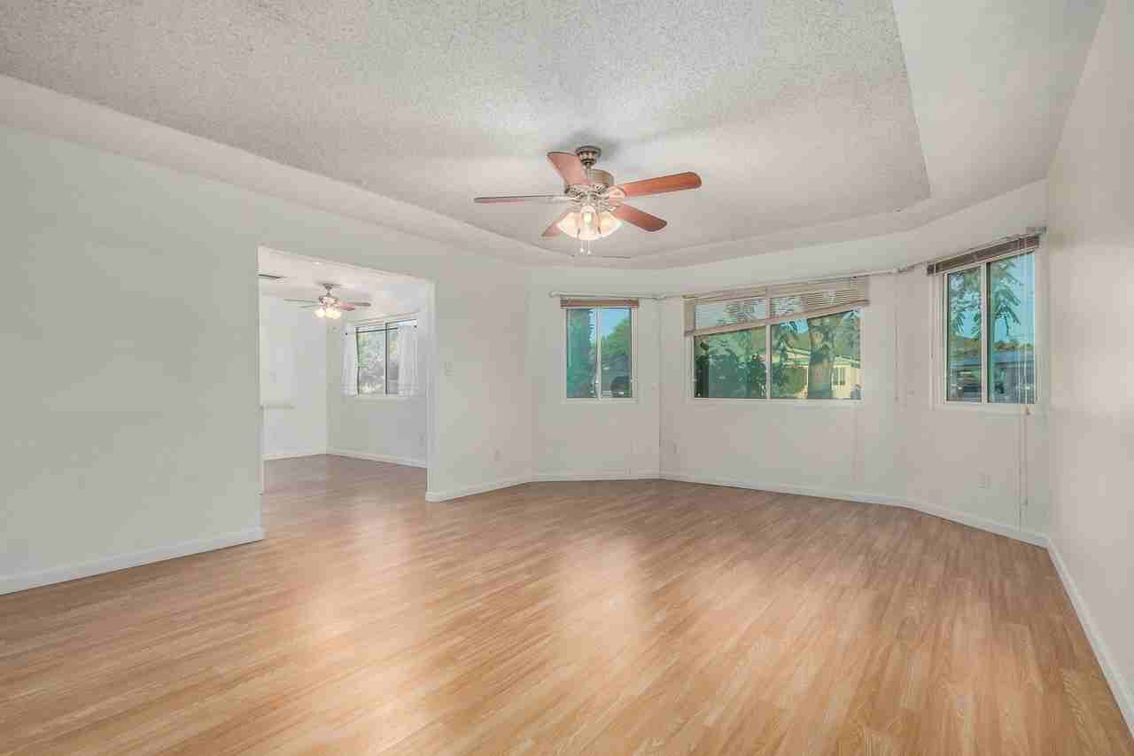 11448 North 24th Drive - Photo 7 of 25