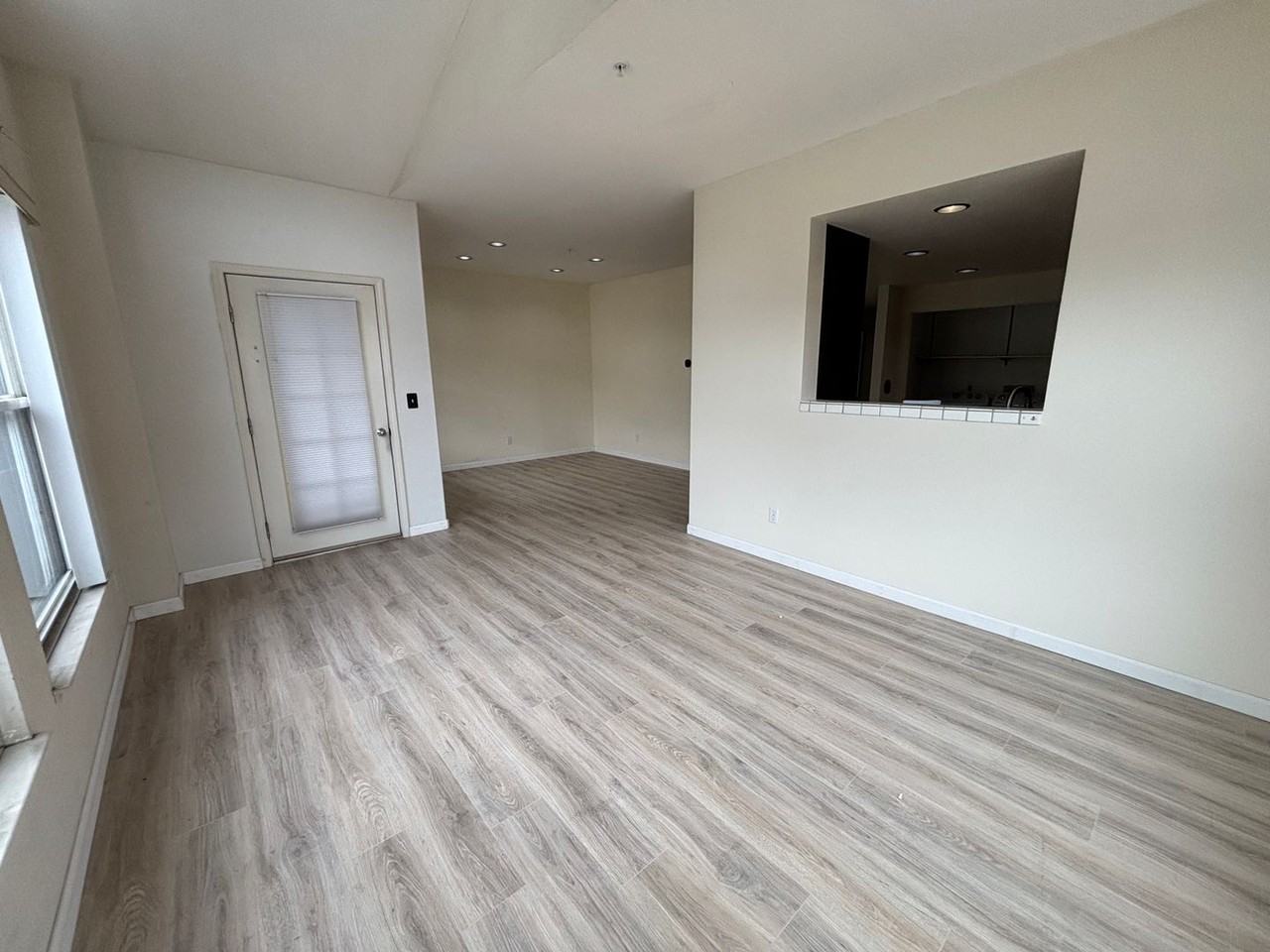 103 Stoneridge Ln #2210 - Photo 5 of 23