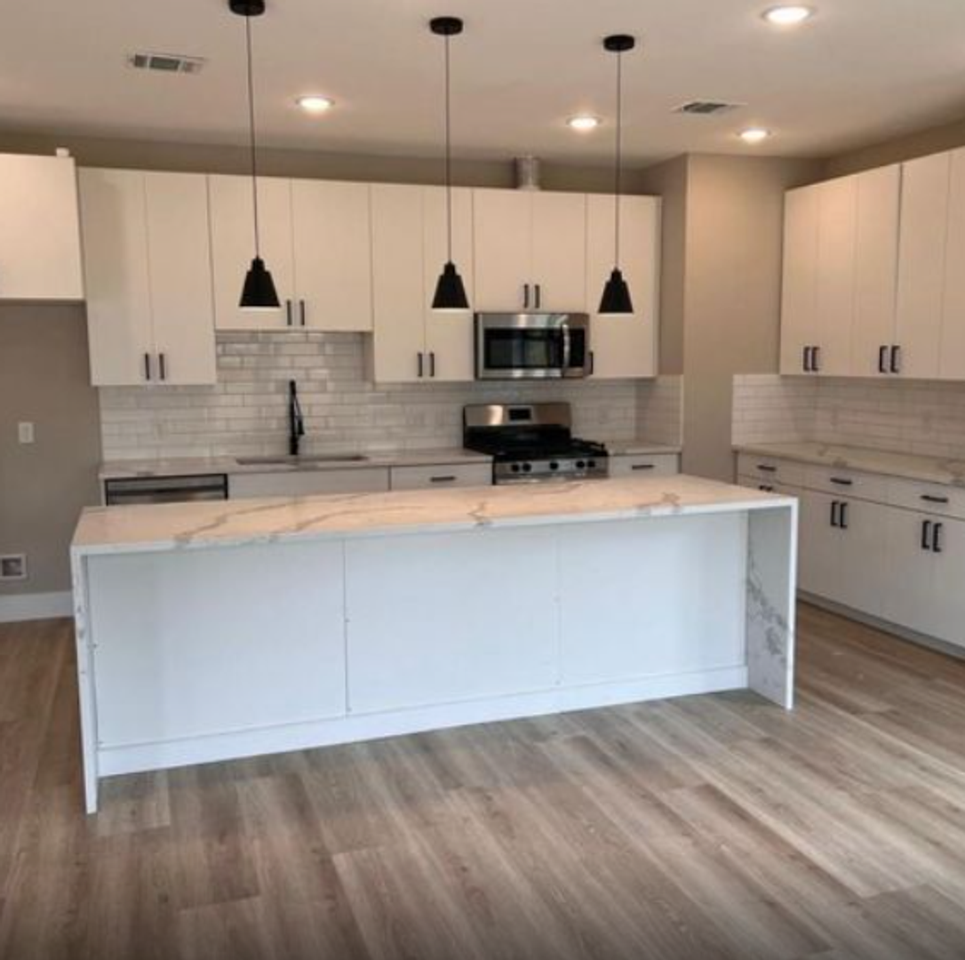 2611 Martinas Ct - Photo 5 of 17