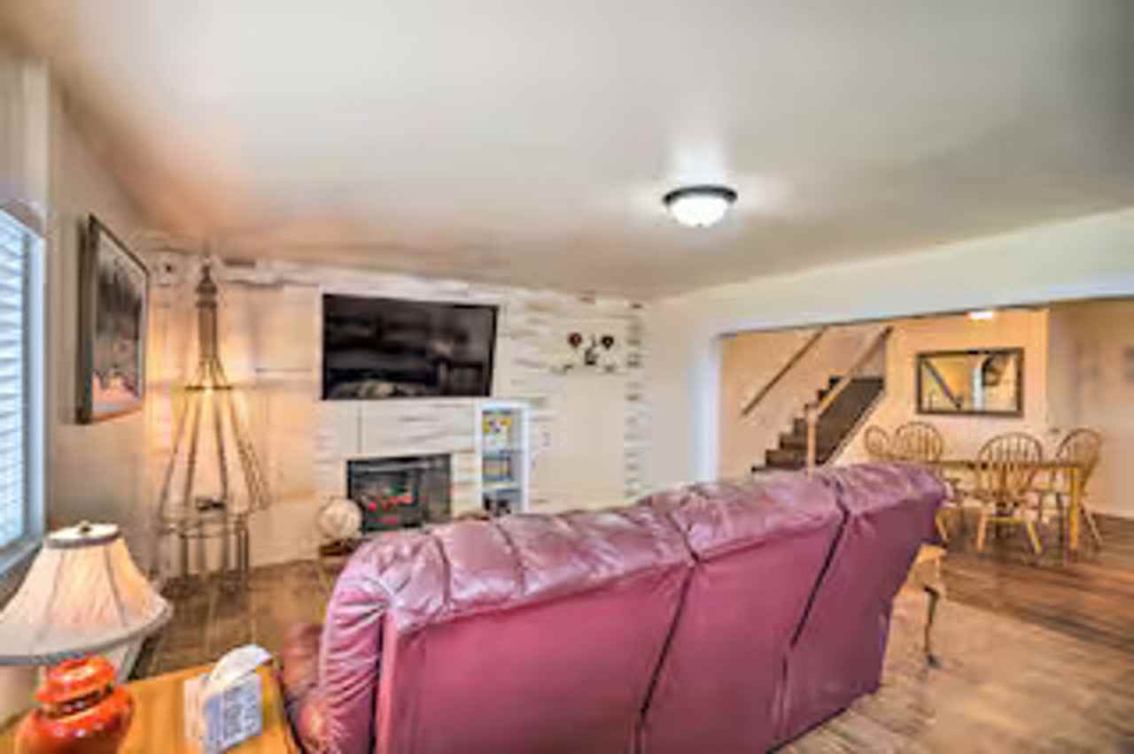 4436 Circle Place - Photo 4 of 15