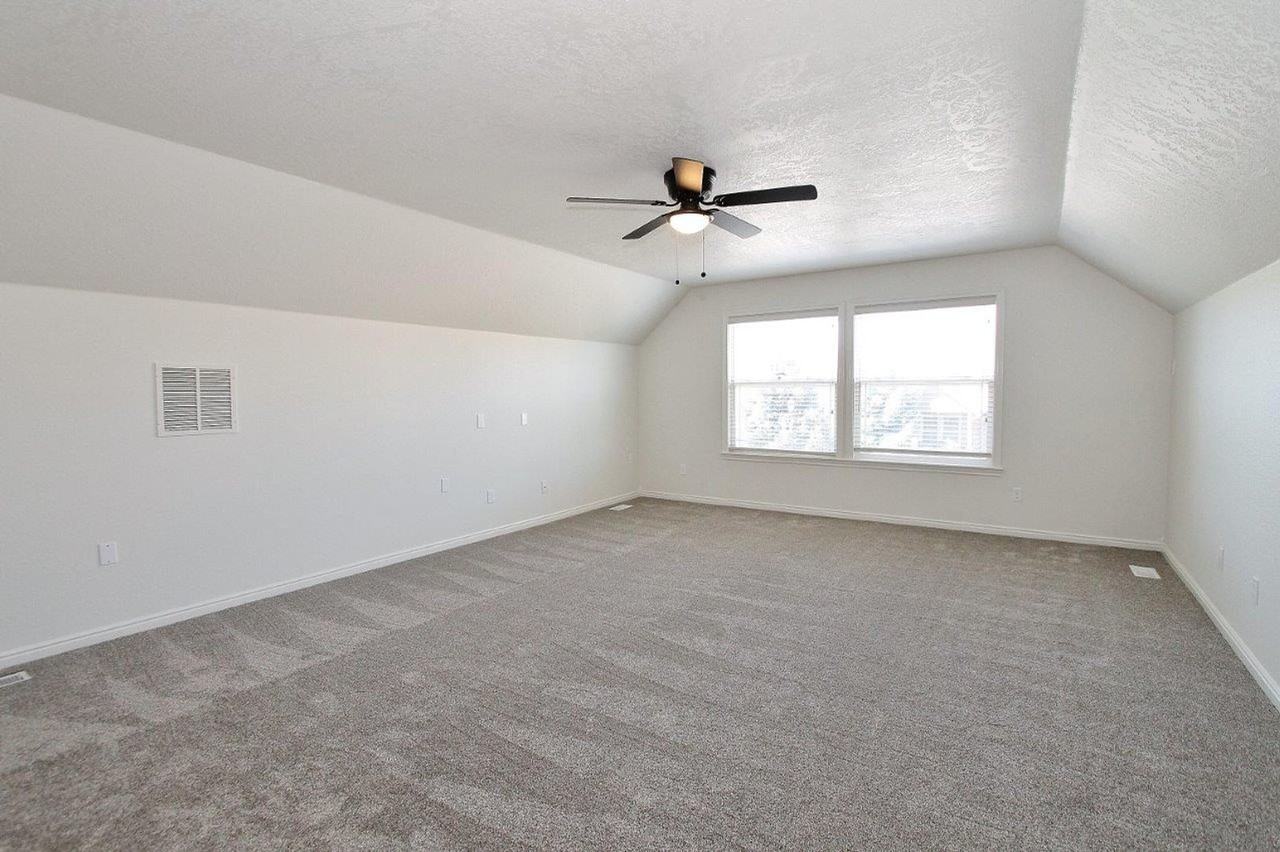 202 S Selwood Way - Photo 4 of 29