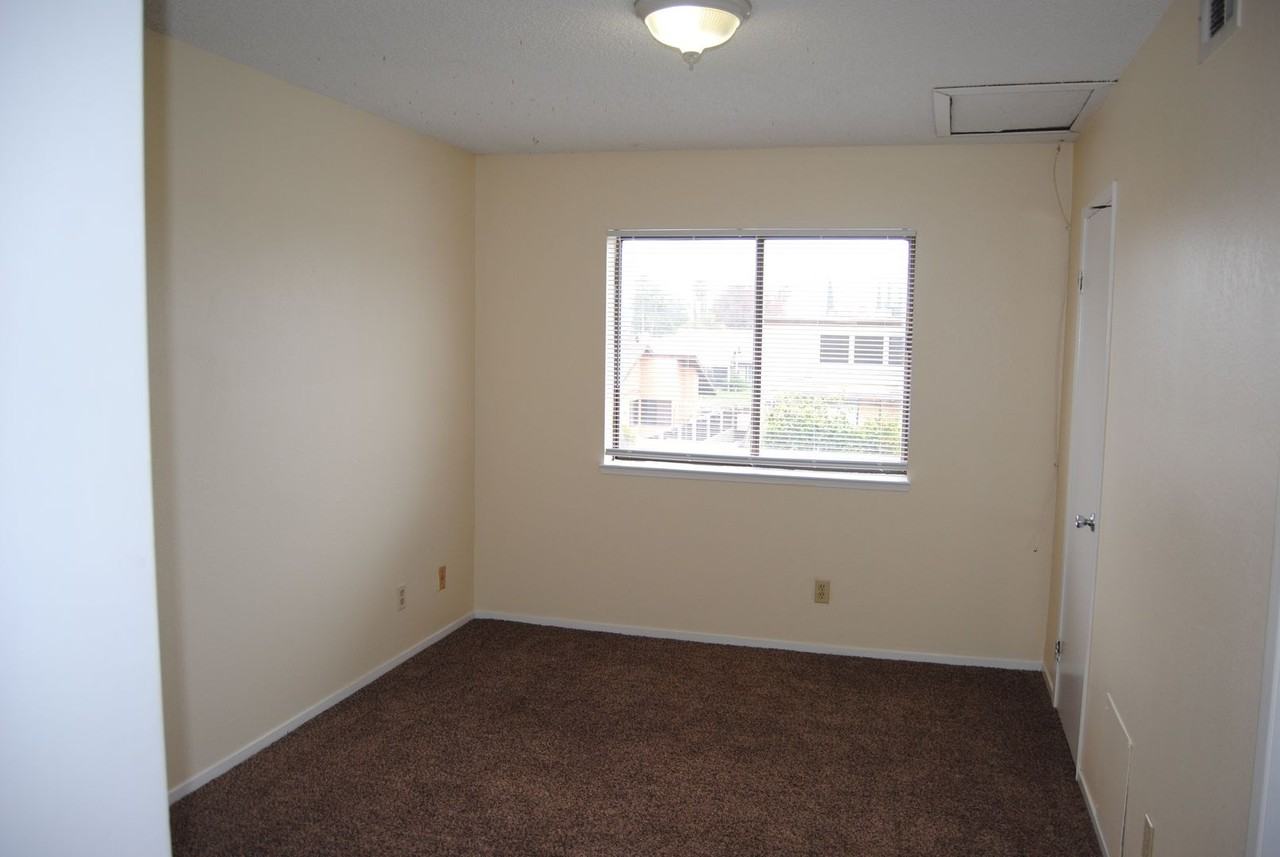 4809 Hahn Avenue #48 - Photo 2 of 5