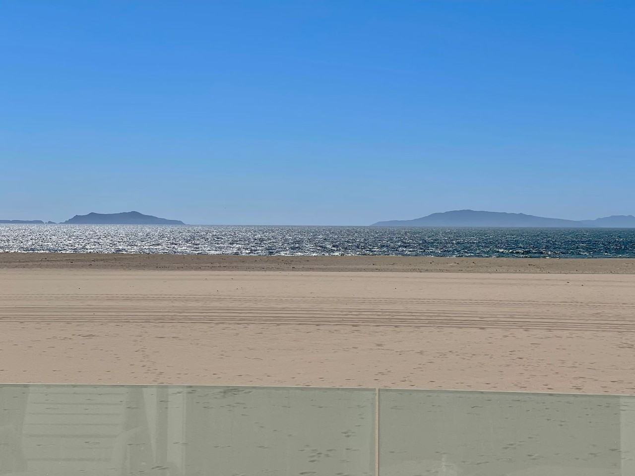 3525 Ocean Drive - Photo 3 of 41