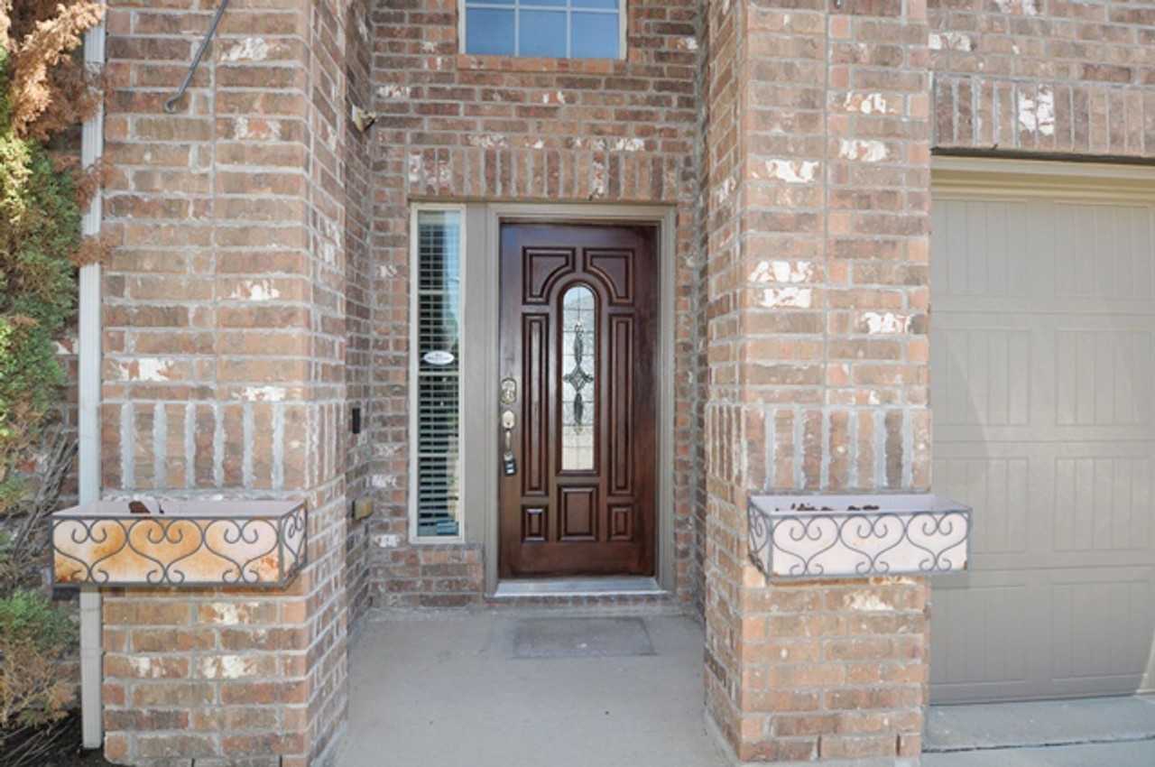 3521 Twin Pines Drive - Photo 3 of 26