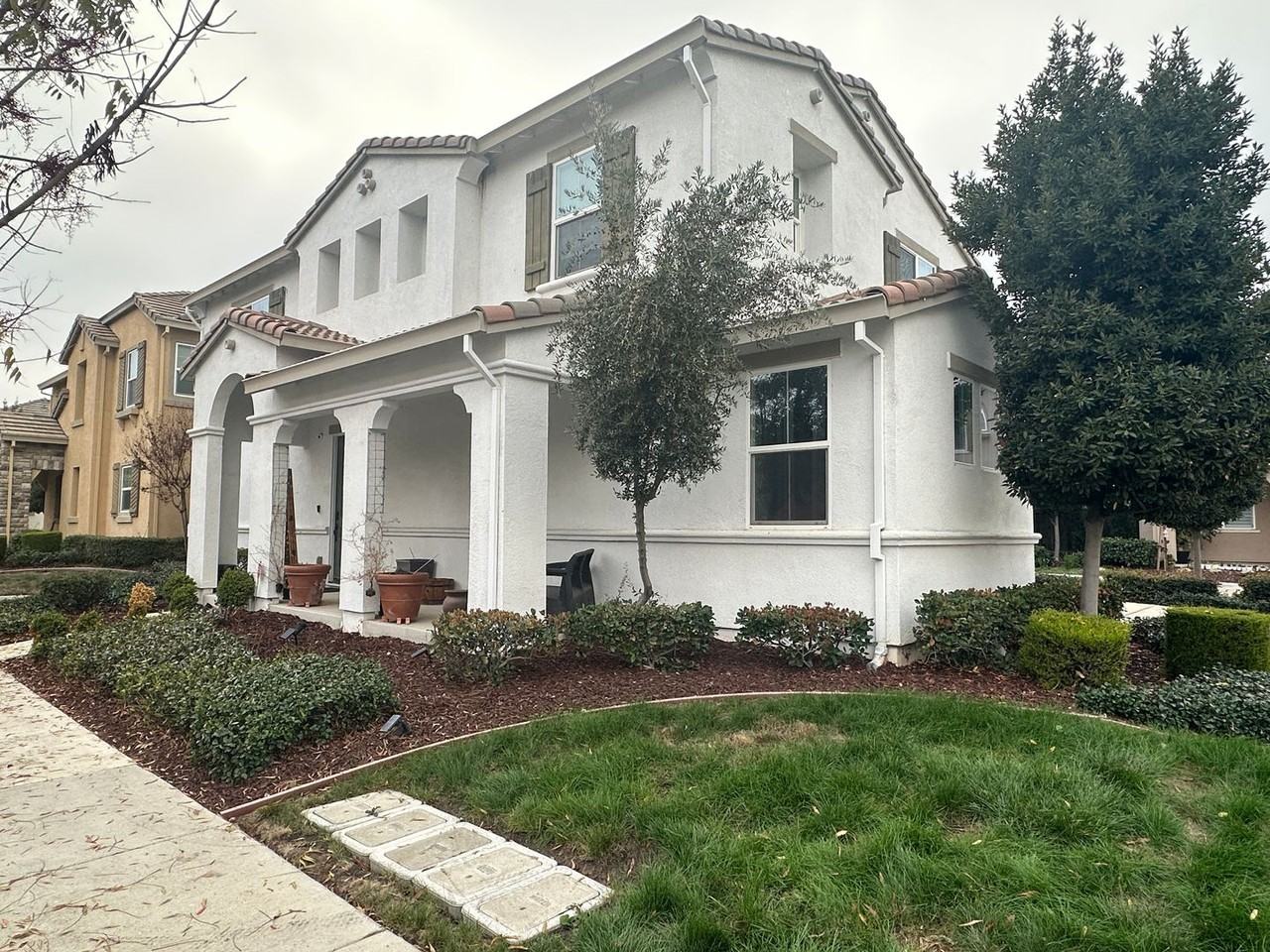 2205 Salice Way - Photo 2 of 32