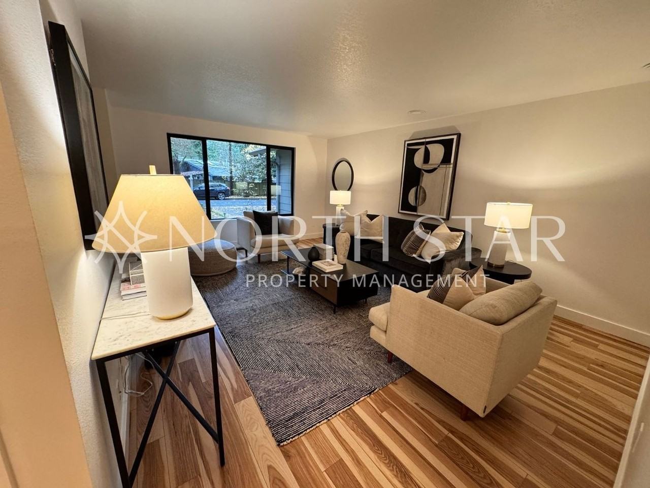 17401 Hill Way - Photo 4 of 19