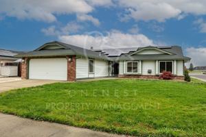 featured image of 1800 Meadow Lane