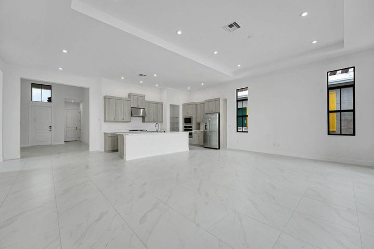 13920 Vivant Dr - Photo 5 of 22