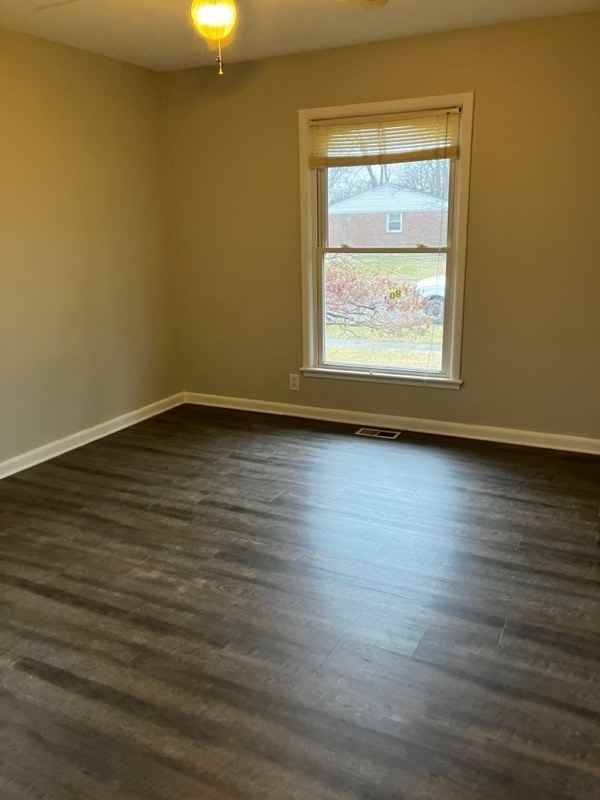 3823 Manner Dale Dr - Photo 3 of 24