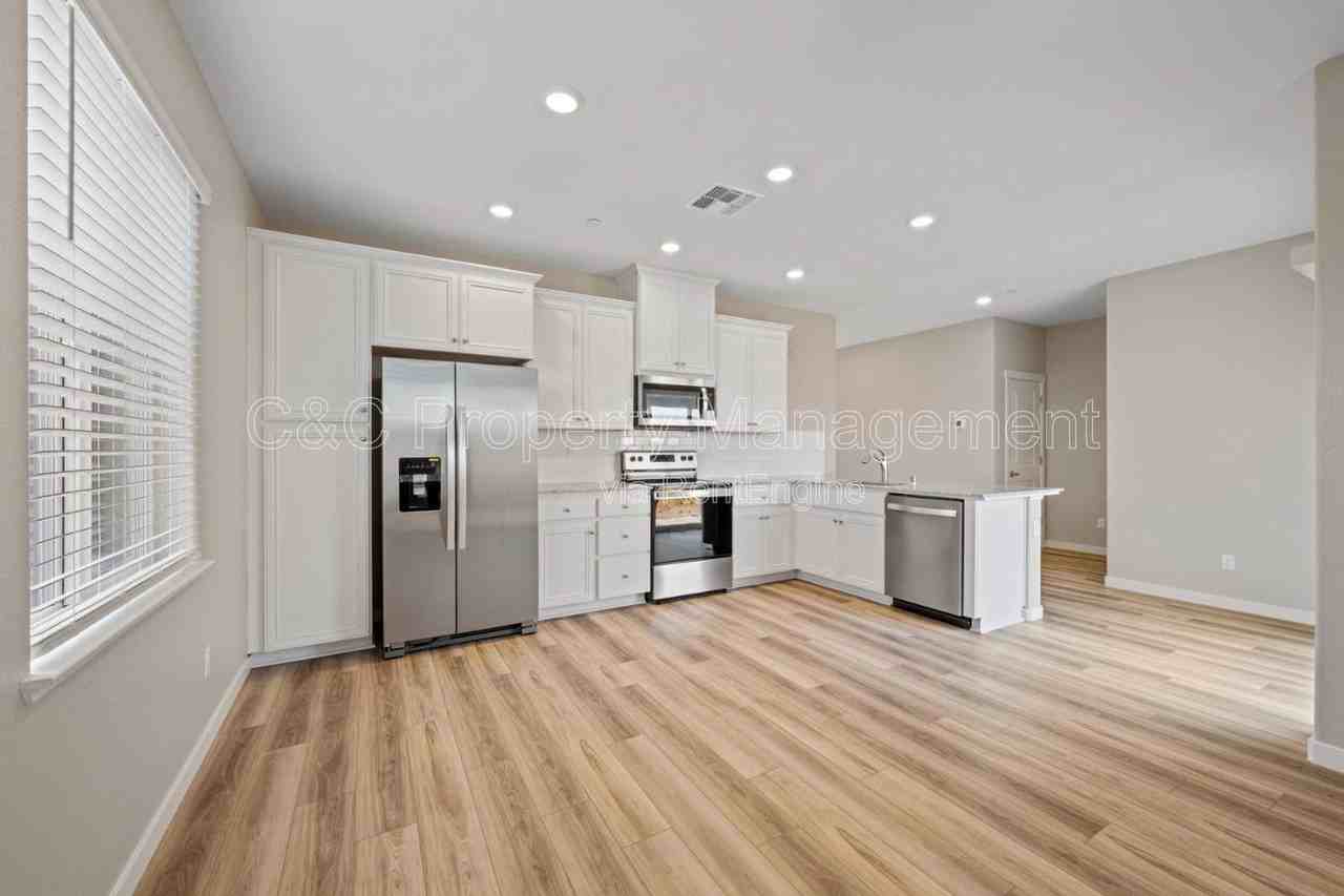 2838 Bedell Street - Photo 2 of 7