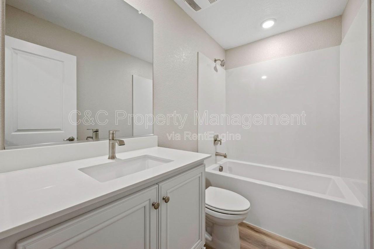 2838 Bedell Street - Photo 5 of 7