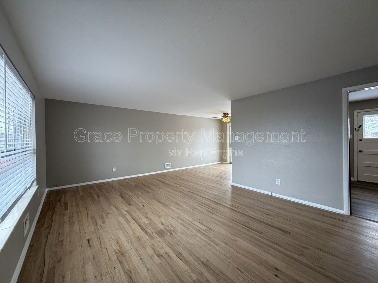 3055 Carson St - Photo 3 of 19