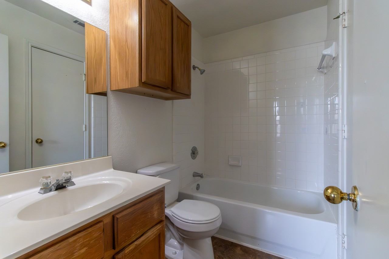 5710 5710 - Photo 7 of 23