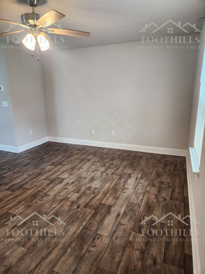 102 David St #A - Photo 3 of 13