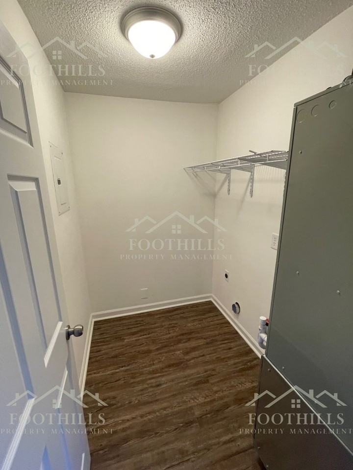 4332 Old Mill Road - Photo 5 of 12