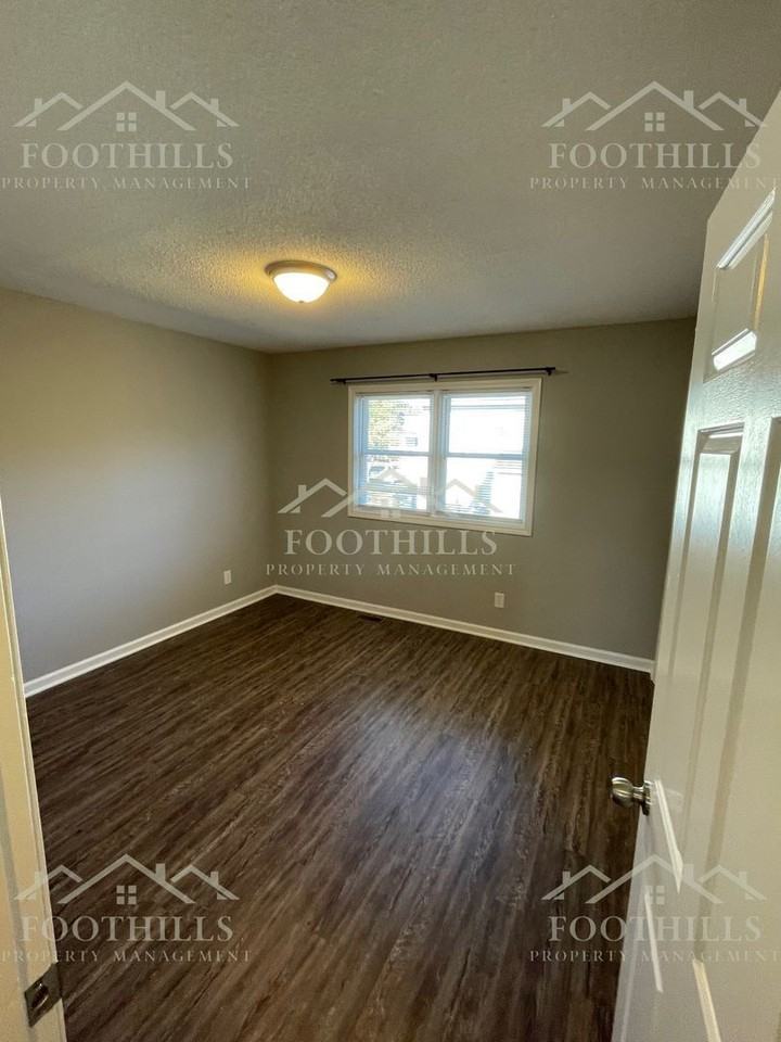 4332 Old Mill Road - Photo 7 of 12