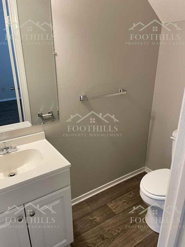 104 Woodland Dr #E - Photo 5 of 10