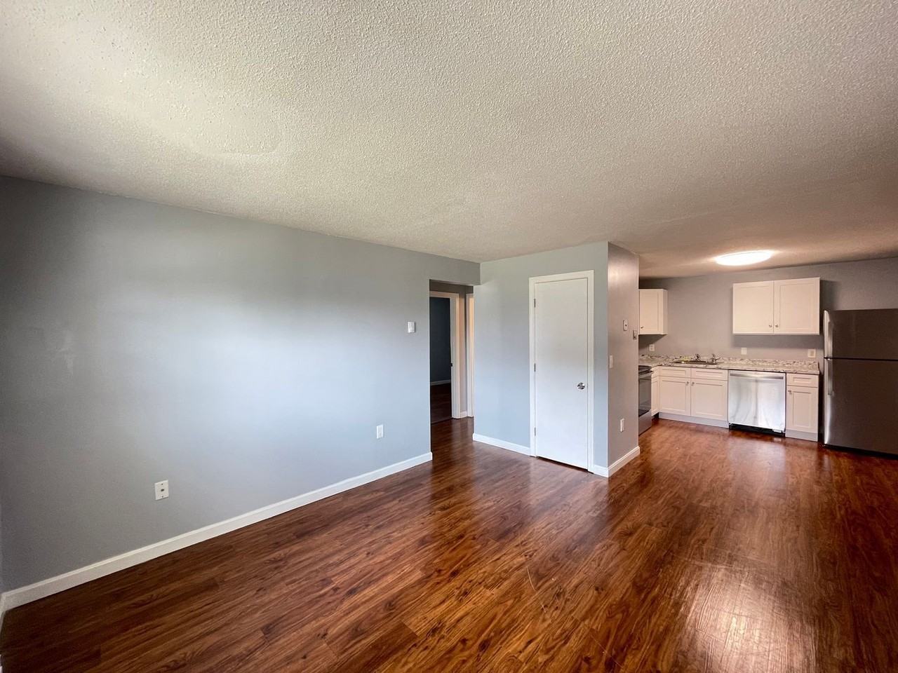 179 Loudon Rd #8 - Photo 6 of 17