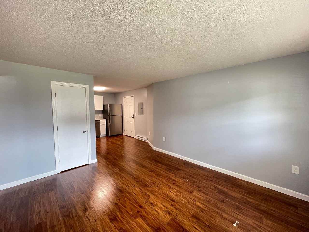 179 Loudon Rd #8 - Photo 7 of 17