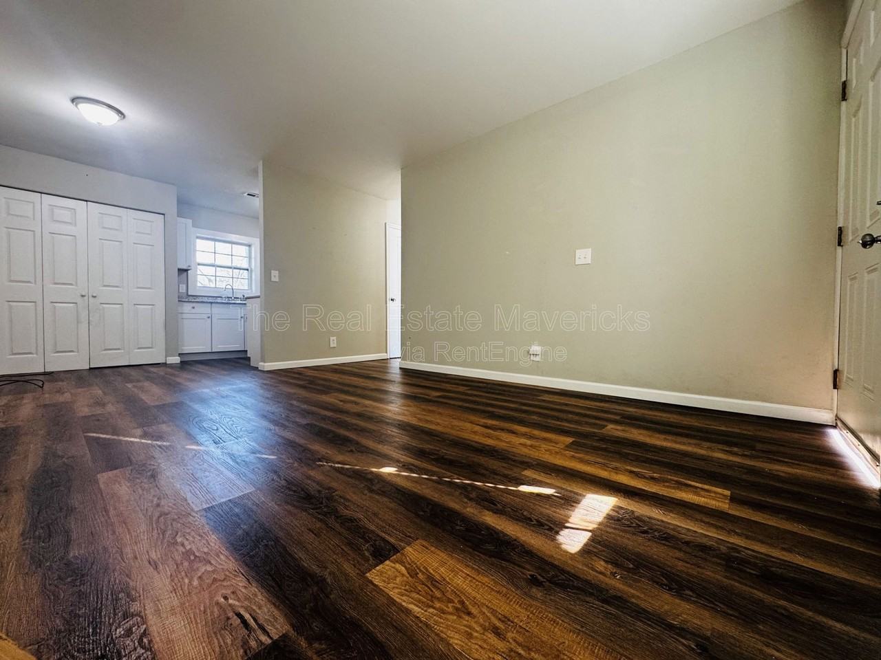 63 Trinity Rd #8 - Photo 2 of 10