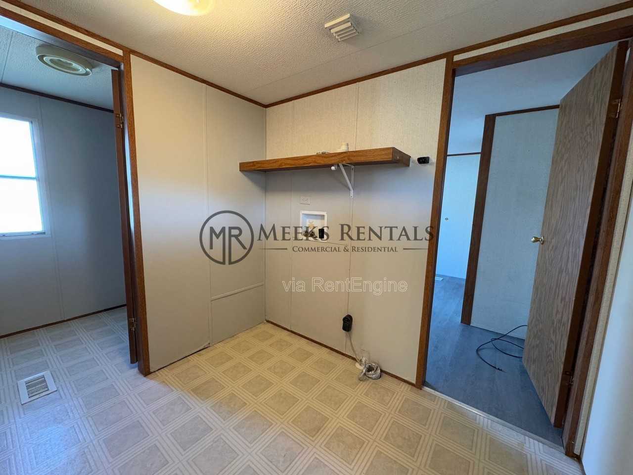 44 Julie Kate Street - Photo 7 of 11