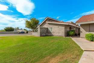 405 East Linda Lane #A - Photo 1 of 1