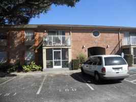 featured image of 492 Banyon Tree Cir #104