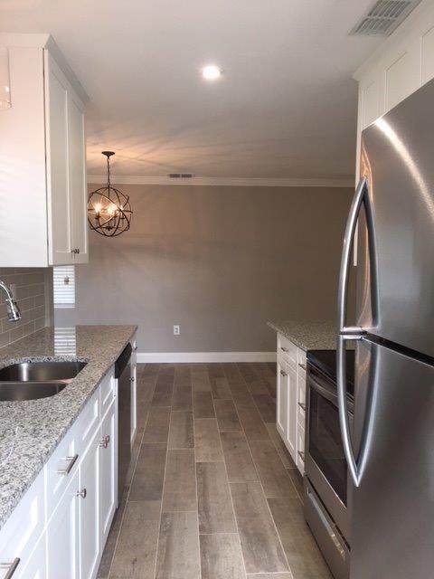 2111 Biscayne Drive - Photo 5 of 17