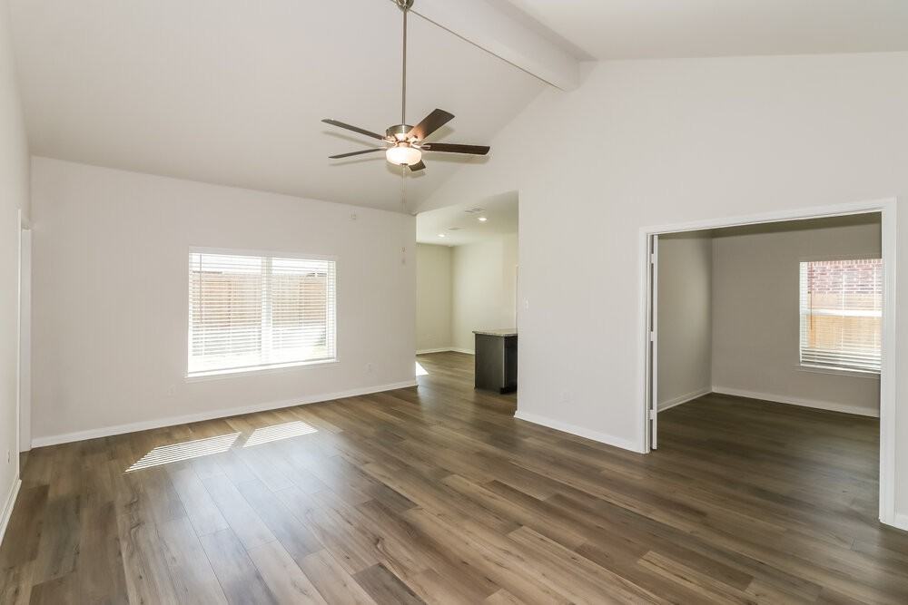 420 Mystic Slopes Dr - Photo 5 of 16