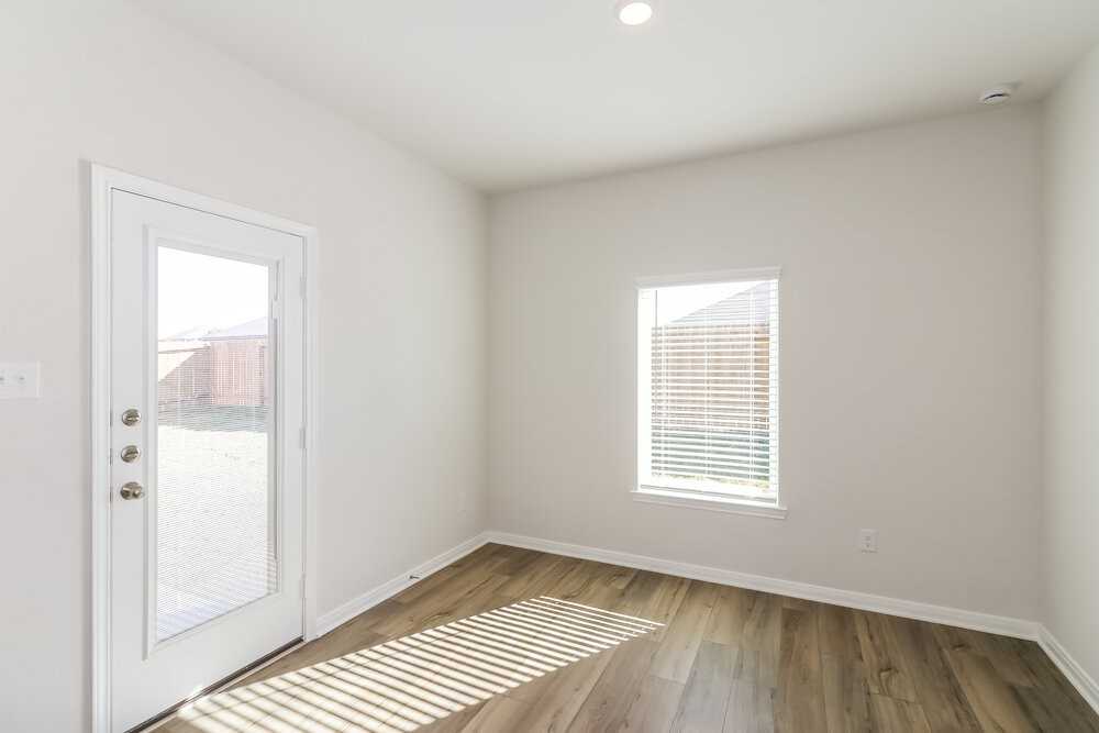 420 Mystic Slopes Dr - Photo 6 of 16