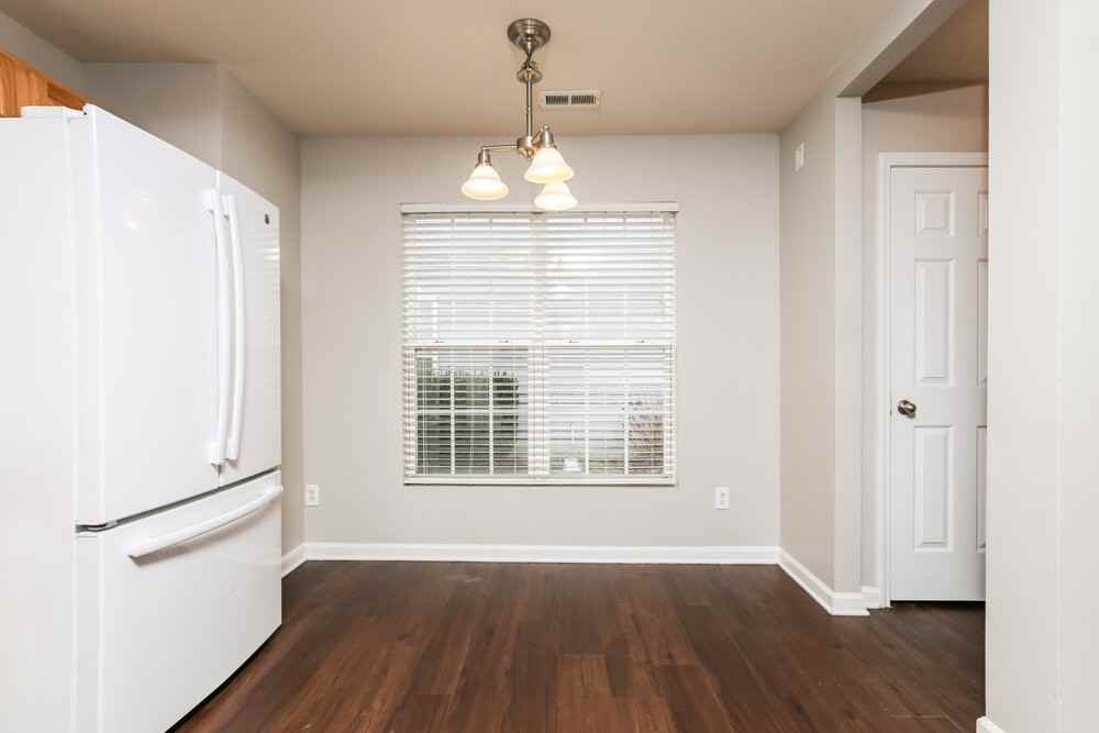 2043 Swimming Hole Cir - Photo 7 of 17