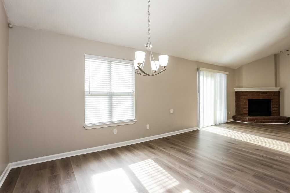 359 Tait Rd - Photo 6 of 16